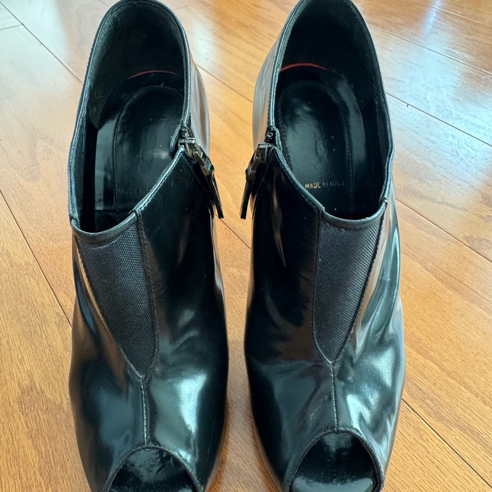 Fendi Black Ankle Boots with Peep-Toe Design